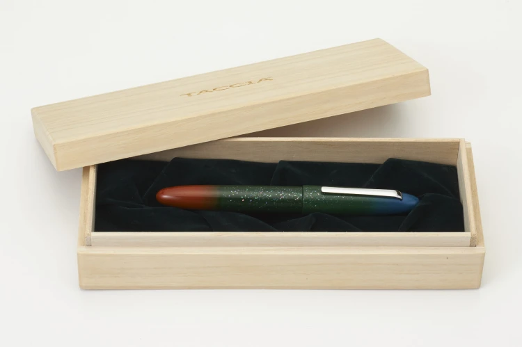Taccia Pióro Wieczne Hyakko-Hisho Kiwami Urushi Kohaku Limited Edition 18k