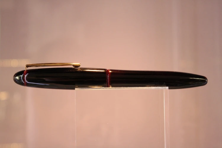 Platinum Izumo Tamenuri Pióro Wieczne Akatame Urushi