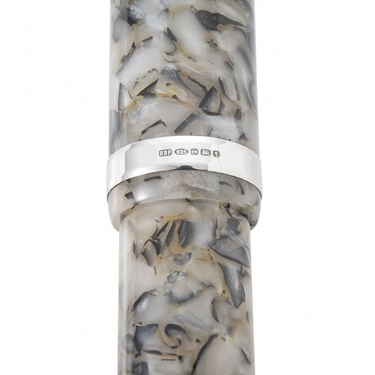 Conway Stewart Churchill Quartz White Pióro Wieczne 18k