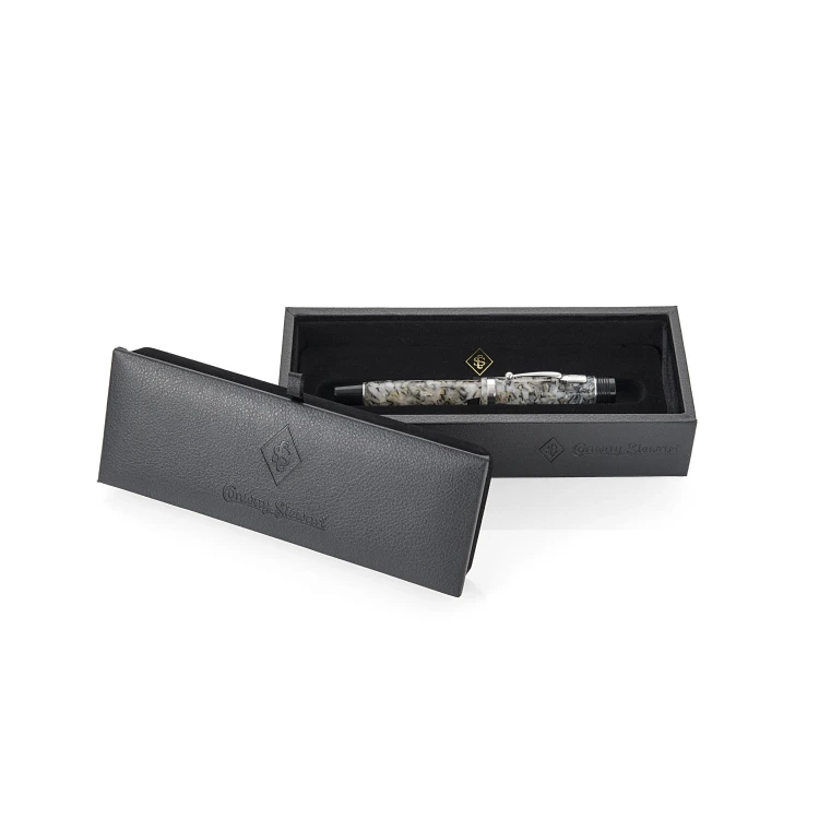 Conway Stewart Churchill Quartz White Pióro Wieczne 18k