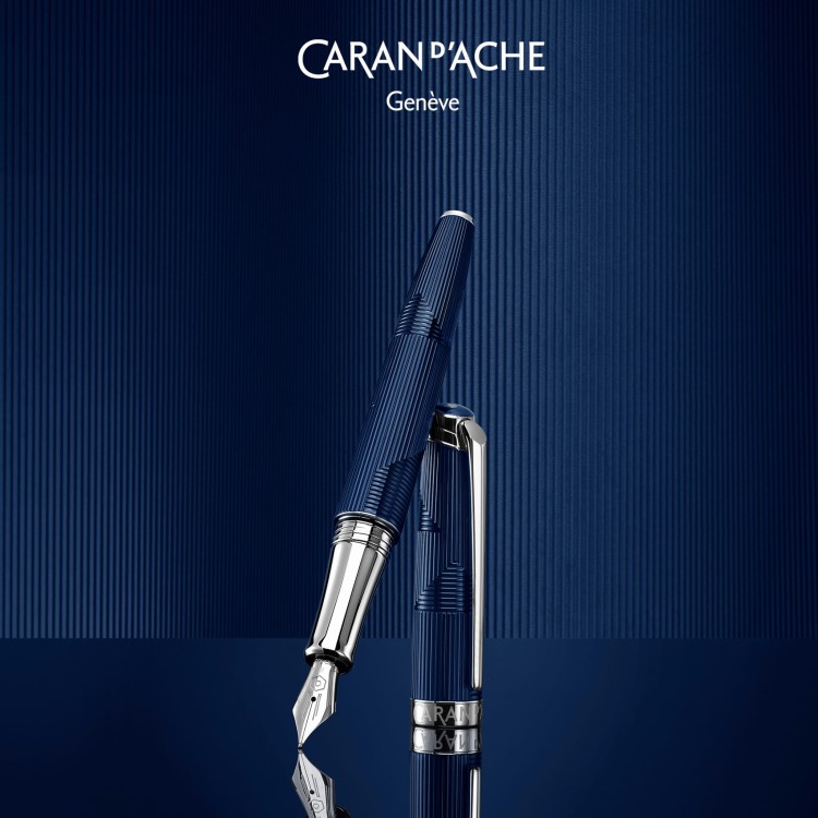 Caran d'Ache Leman Bleu Marin Pióro Wieczne 18k