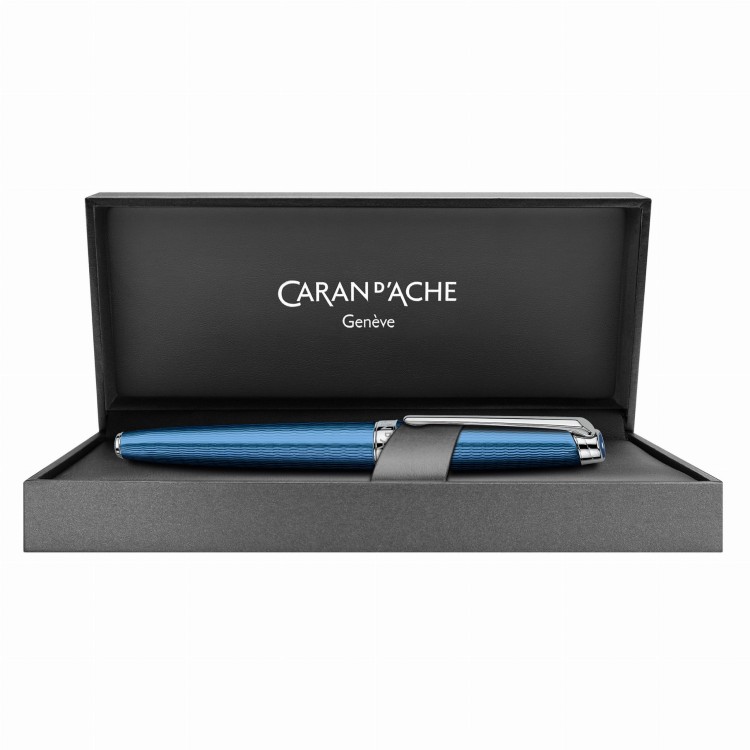 Caran d'Ache Leman Grand Bleu Pióro Wieczne 18k