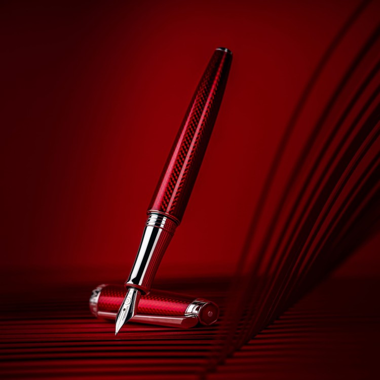 Caran d'Ache Leman Rouge Carmin Pióro Wieczne 18k