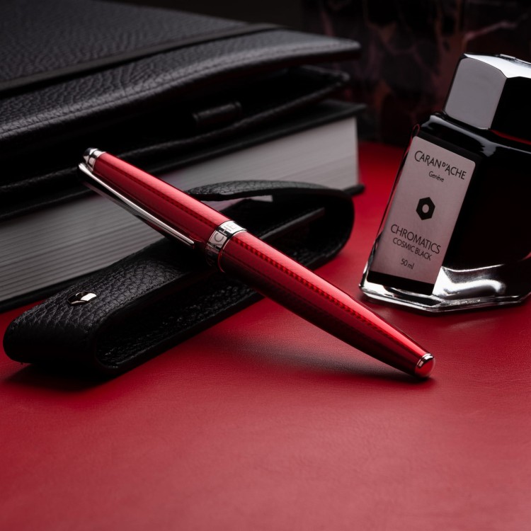 Caran d'Ache Leman Rouge Carmin Pióro Wieczne 18k