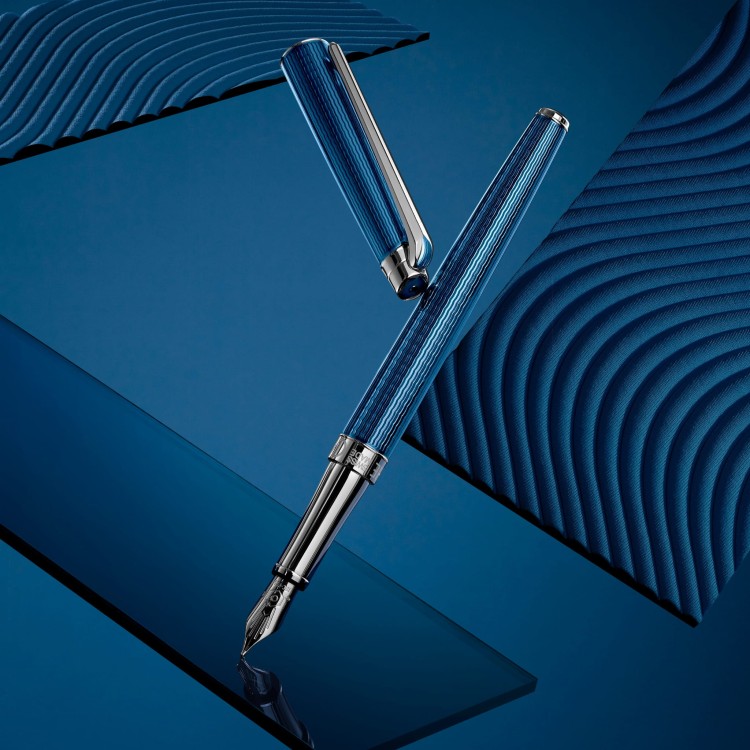 Caran d'Ache Leman Slim Grand Bleu Pióro Wieczne 18k
