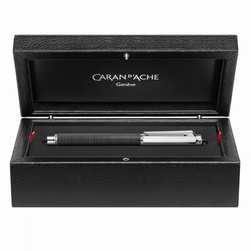 Caran d'Ache Varius Ivanhoe Black Pióro Wieczne 18k