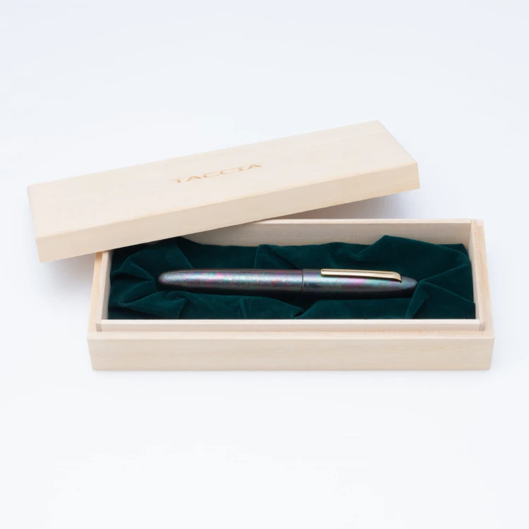 Taccia Urushi Aurora Limited Edition Pióro Wieczne 18k