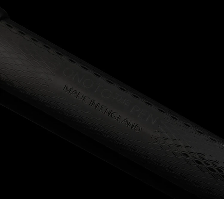 Onoto Magna Ebonite Black Gold Grawerowane Pióro Wieczne