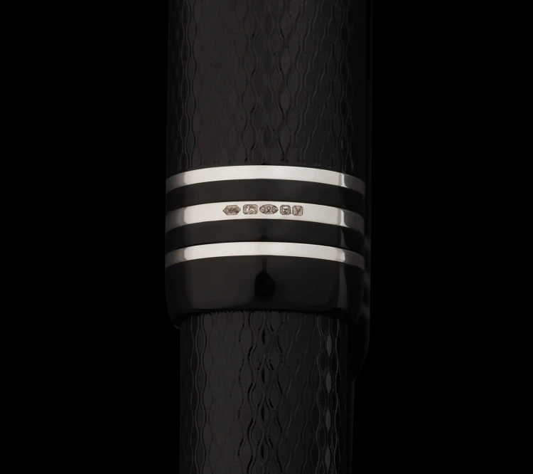 Onoto Magna Ebonite Black Silver Grawerowane Pióro Wieczne