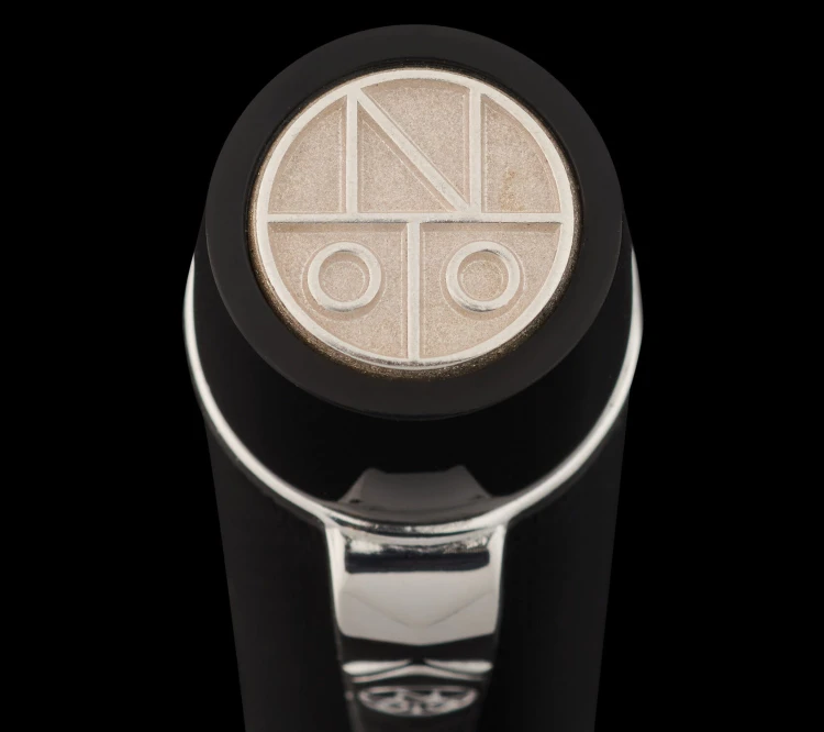 Onoto Magna Ebonite Black Silver Grawerowane Pióro Wieczne