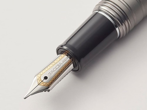 Taccia Pióro Wieczne Pinnacle Graphite Gray
