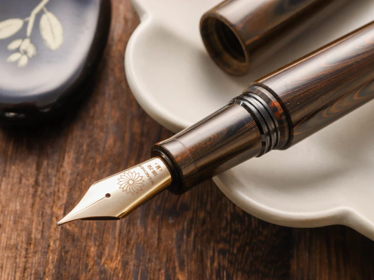 Wancher Dream True Ebonite Marble Brown Pióro Wieczne