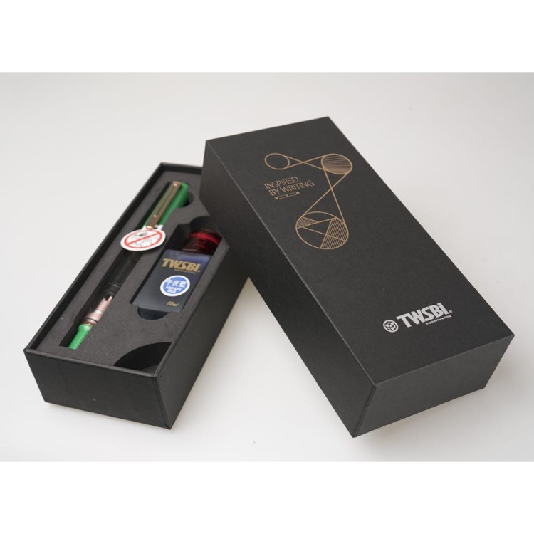 twsbi-eco-t-royal-jade-rgt-fountain-pen-package.jpg