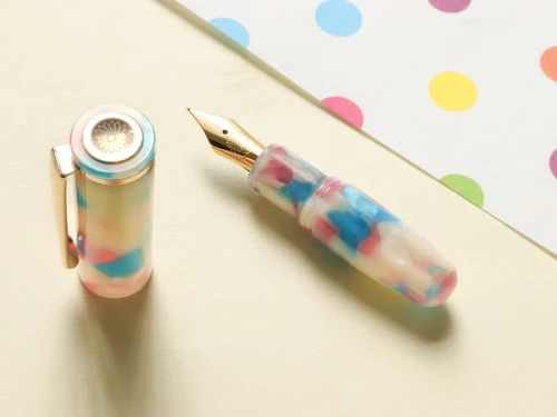 Wancher-Fountain-Pen-Puchico-Milky-Soda-3_a723401f-5d1c-4a26-bcb2-c85a87a9176b.jpg
