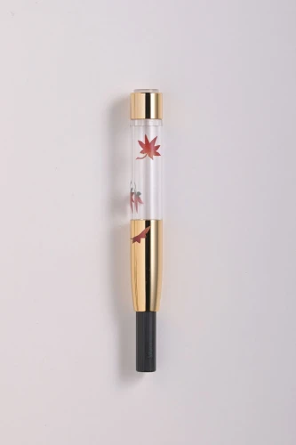 konwerter_maple_leaves.webp