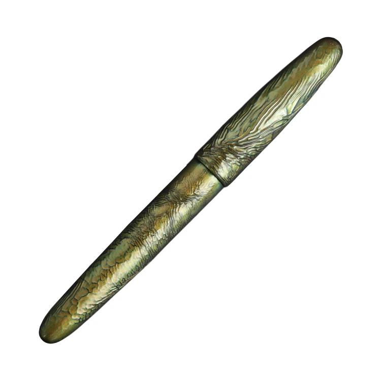 Chijimi green wancher fountain pen.webp